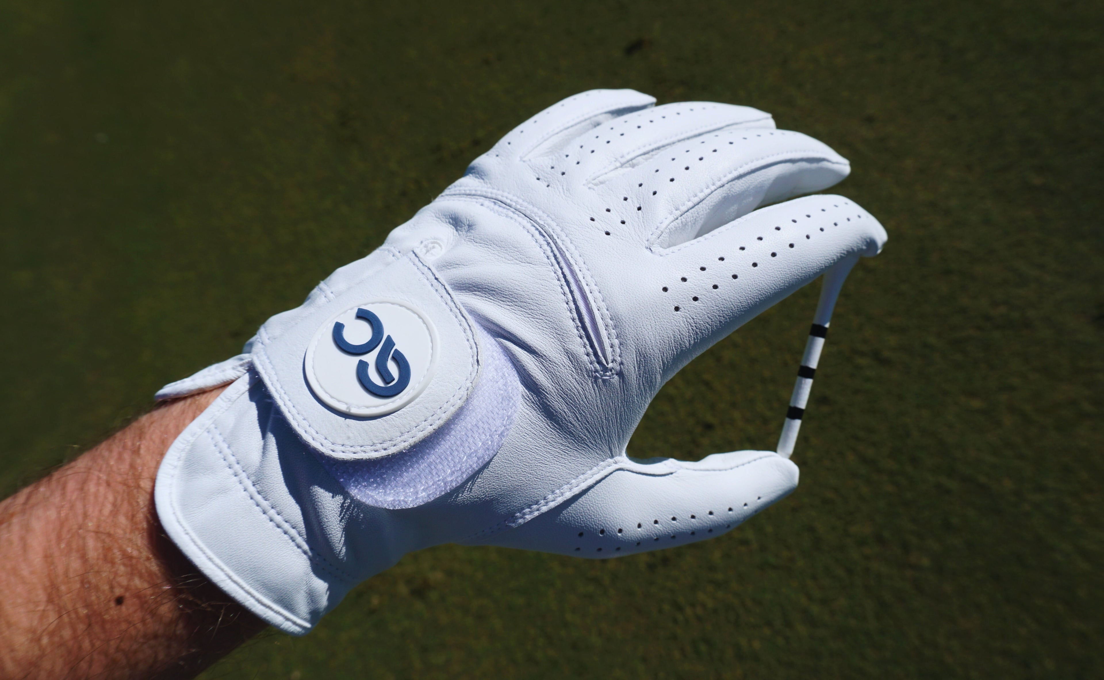 Golf Glove Size Chart: How to Find the Right Fit